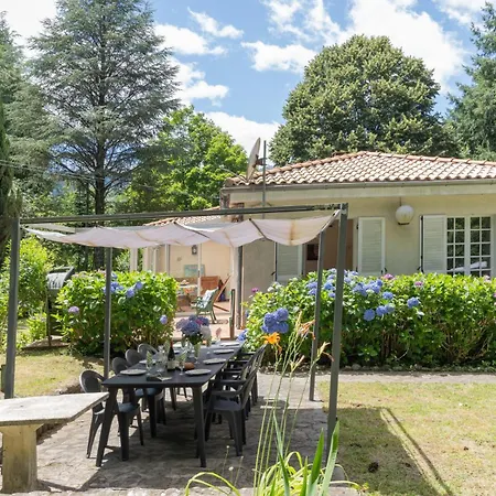 펜션 Magnifique Maison Paisible Avec Piscine *