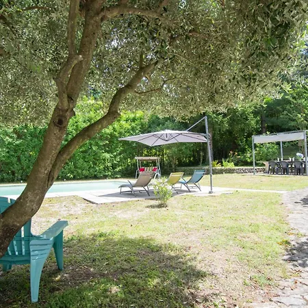 Magnifique Maison Paisible Avec Piscine 펜션 *